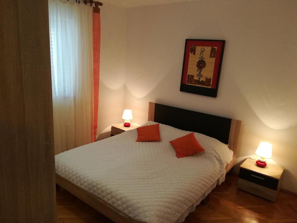 Guesthouse Villa Marija Cres Exteriör bild