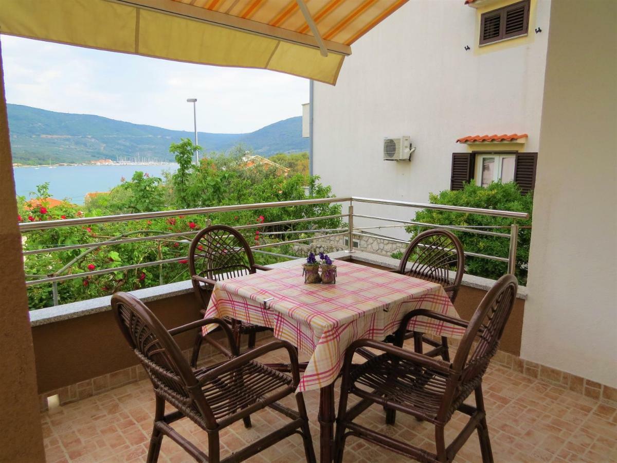 Guesthouse Villa Marija Cres Exteriör bild